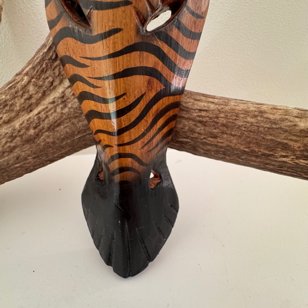 Hand Crafted Bali Zebra Wood Mask Wall Art Ubud Region Sustainable Wood NEW - Picture 3 of 6